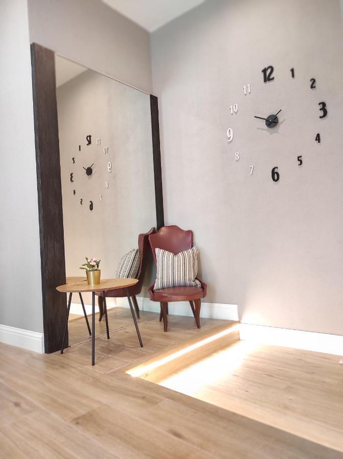 Manno Rooms Affittacamere กาญารี ภายนอก รูปภาพ