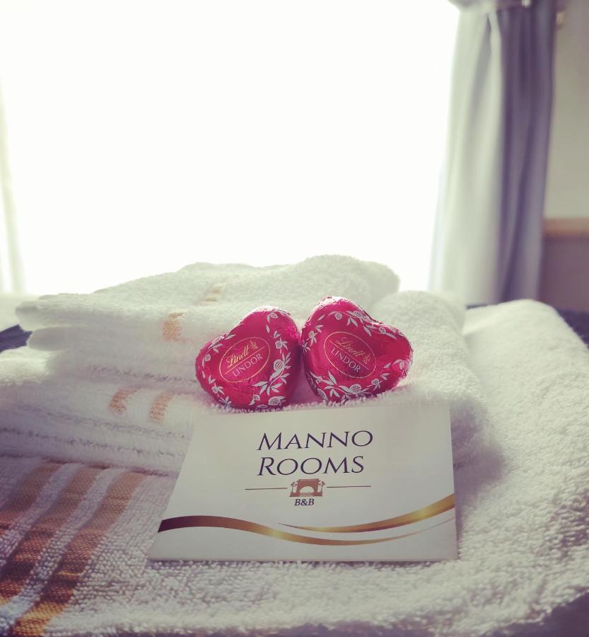 Manno Rooms Affittacamere กาญารี ภายนอก รูปภาพ
